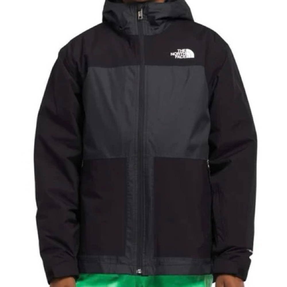 The North Face Boys’ Freedom Triclimate 3 in 1 Jacket in Black / Asphault Grey